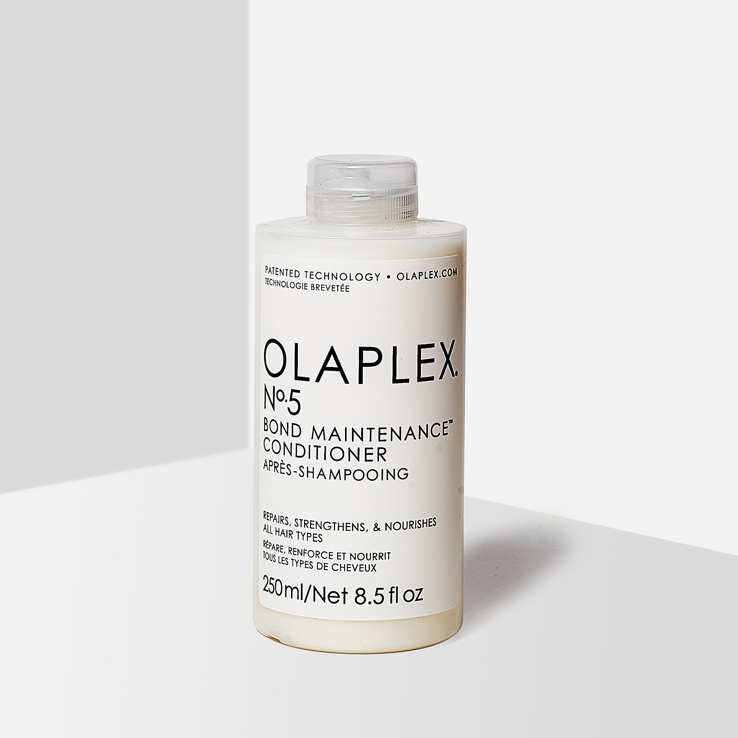 Olaplex Shampoo and Conditioner Bundle No.4 + No.5